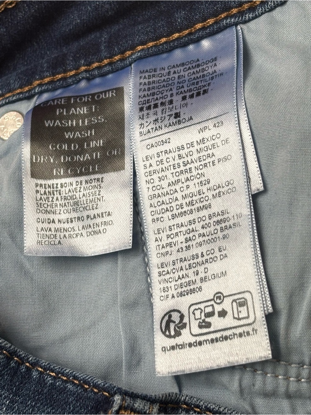 Levi’s Classic Bootcut Jeans Size 14 Blue Denim - Picture 4 of 4